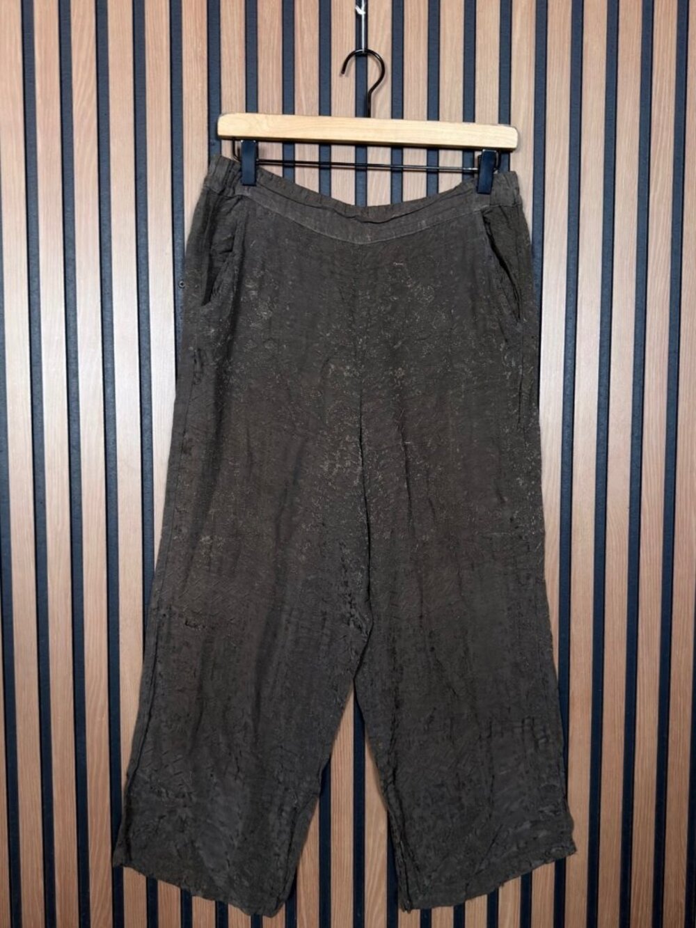 CP Shades Sausalito Pants Small Brown Woven 100% Rayon Cropped Damask